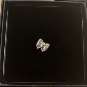 Bow pandora charm